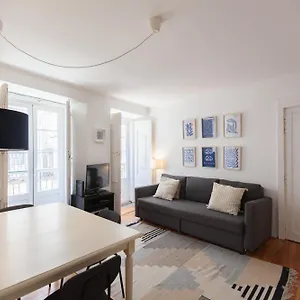 https://feels-like-home-central-flat-in-bairro-alto.hotels-lisbon-portugal.com