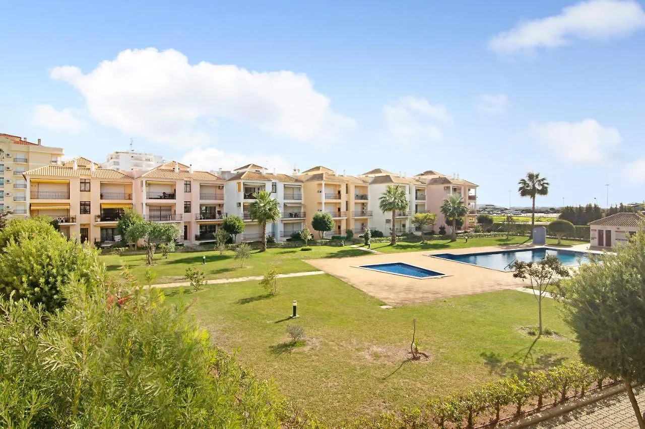 Columbus Beach Apartment Quarteira 0*,  Portugal